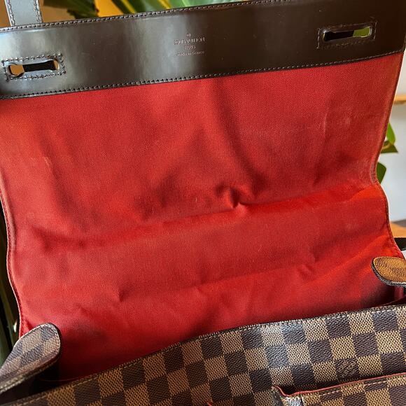 LOUIS VUITTON Damier Ebene Broadway Messenger - Picture 10 of 15